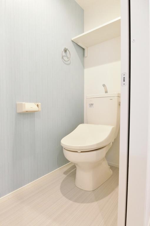 地下鉄名城線 平安通駅 徒歩8分 2階建 築11年のトイレ写真