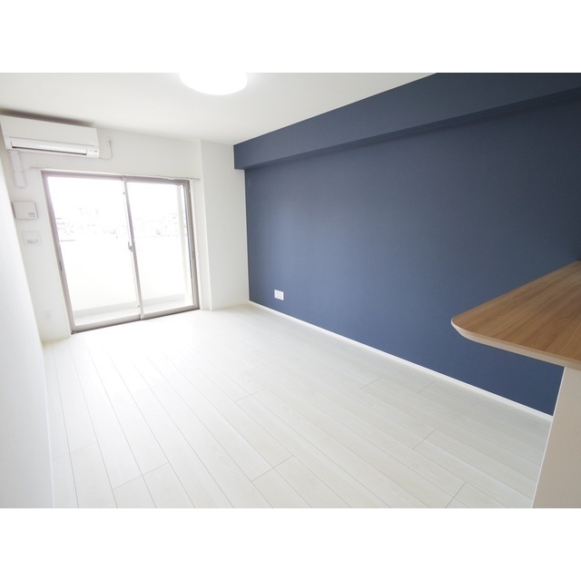 VILLA D’EST OHTEAの居間写真
