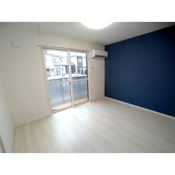 D-room Lunaの居間写真
