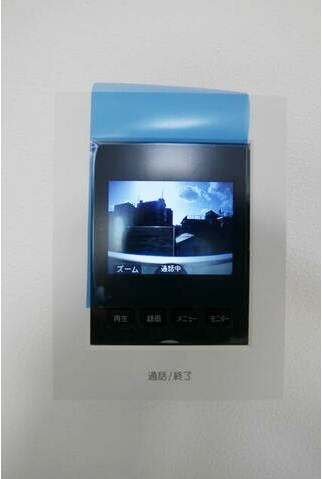 セキュリティ　女性の方でも安心のモニター付きインターホン♪