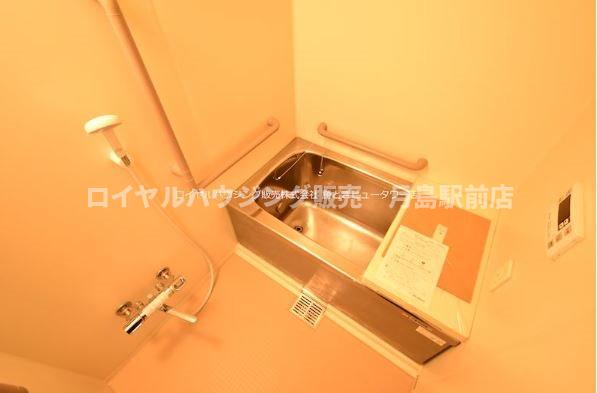 バス・シャワールーム　別部屋参考写真
