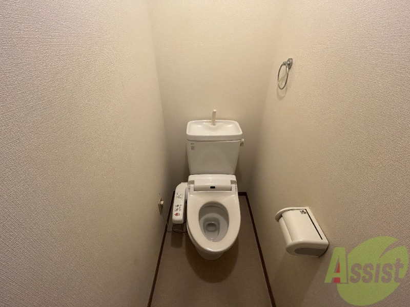 トイレ　トイレは清潔感があり安心して使用できそうです。