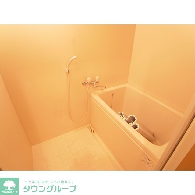 バス・シャワールーム　同タイプ・別部屋画像