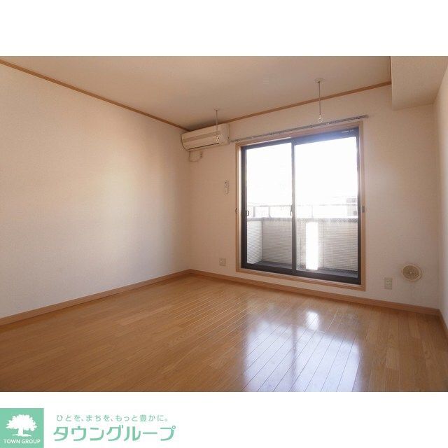 居室・リビング　同タイプ・別部屋画像