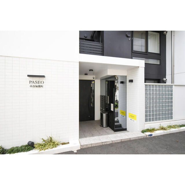 エントランス　清潔なエントランスです
