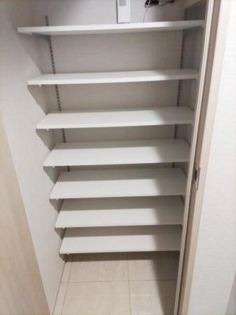 収納