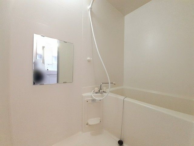バス・シャワールーム　お風呂です