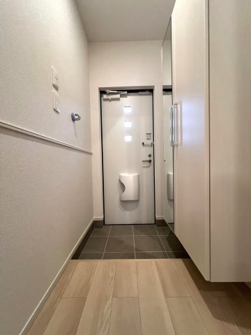 西武池袋線 秋津駅 徒歩16分 2階建 築2年の玄関写真