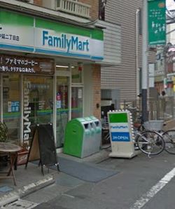 コンビニ　ファミリーマート中延二丁目店（コンビニ）まで133m