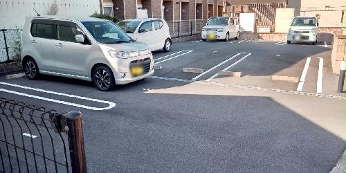 【クレイノフェリオ高野口の駐車場】