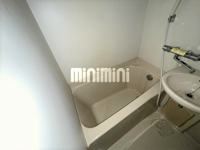 バス・シャワールーム　お掃除しやすいユニットバス