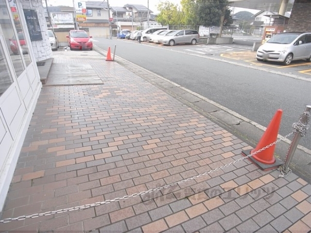 【サンライズ宝ヶ池の駐車場】