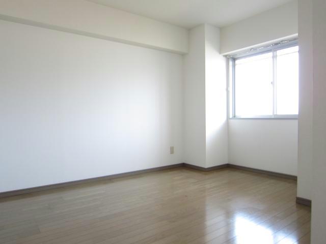 居室・リビング　別室参照