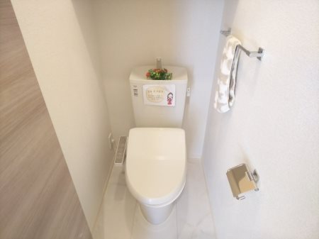 【ＭＯＲＥ　Bのトイレ】