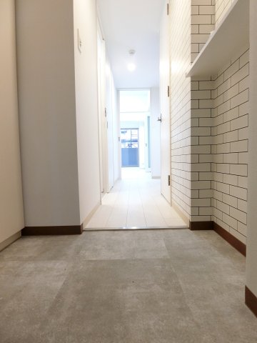 玄関　詳細は、RISUMO江坂本店→06-6155-7137まで♪