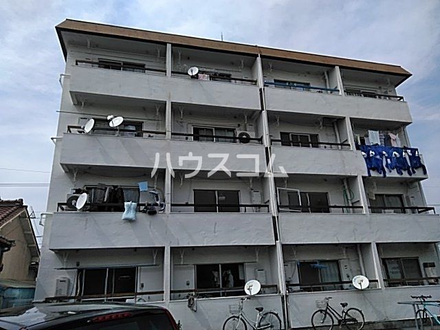 名古屋市南区三吉町のマンションの建物外観