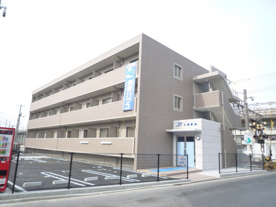 ＪＲＢハイツ矢賀駅前の建物外観