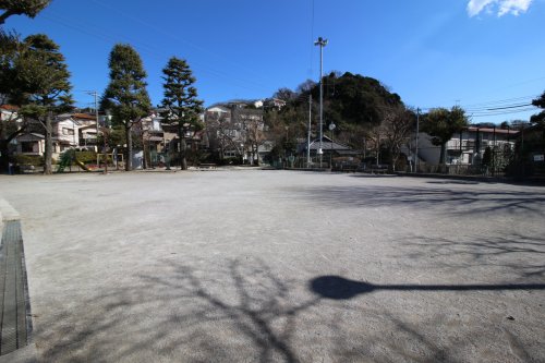 【佐野ハイムの公園】