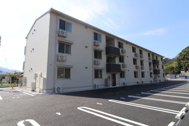 福岡県糸島市二丈松末西１（アパート）の賃貸物件の外観