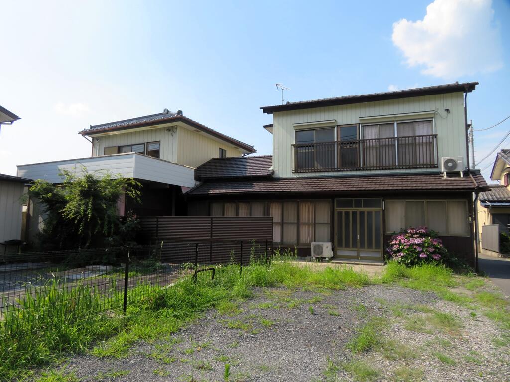 本町一戸建ての建物外観