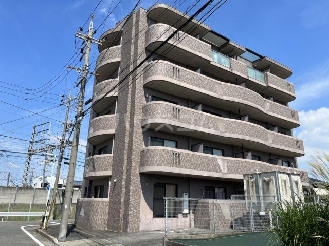 名古屋市中川区かの里のマンションの建物外観