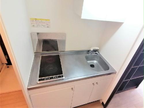 キッチン　設備・仕様は号室により異なる為、現況を優先致します。