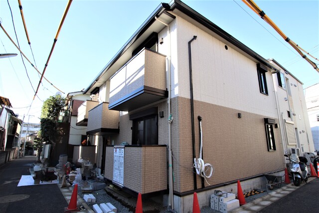 ラウラ　西大山の建物外観