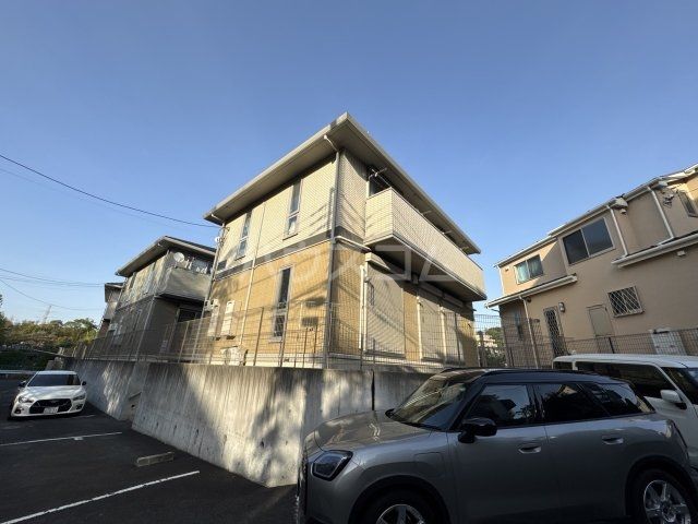 神奈川県横浜市栄区小菅ケ谷４（アパート）の賃貸物件の外観
