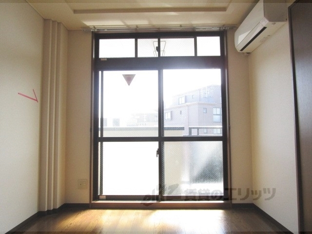 居室・リビング　洋室