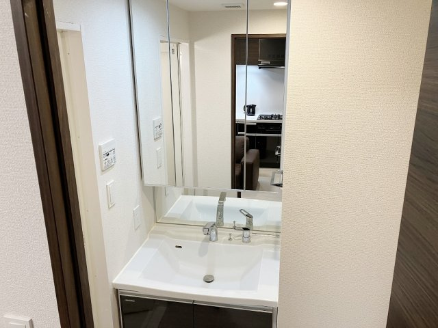 洗面設備　同物件別部屋参考写真