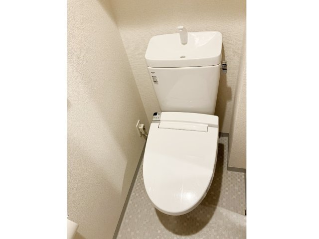 トイレ　同物件別部屋参考写真