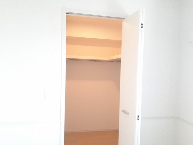 収納　ウォークインクローゼット