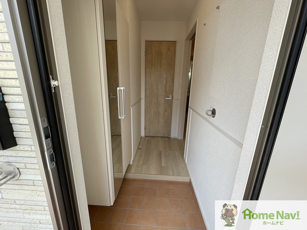 玄関　大きなシューズボックス。