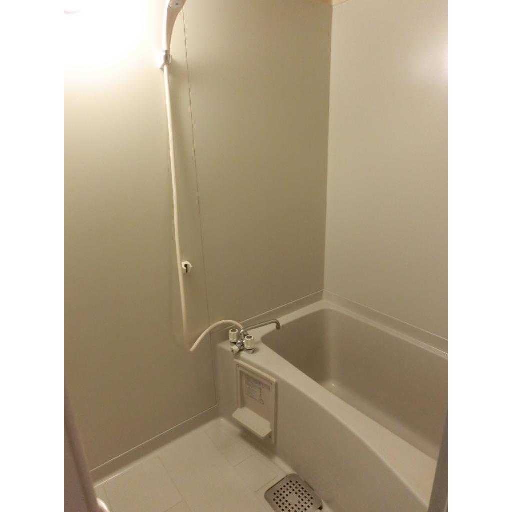 バス・シャワールーム　風呂