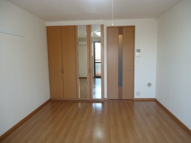 居室・リビング　図面と現状に相違がある場合には現状を優先