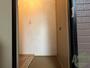 玄関　玄関からの様子です。すぐ部屋が見えないのは安心ですね。