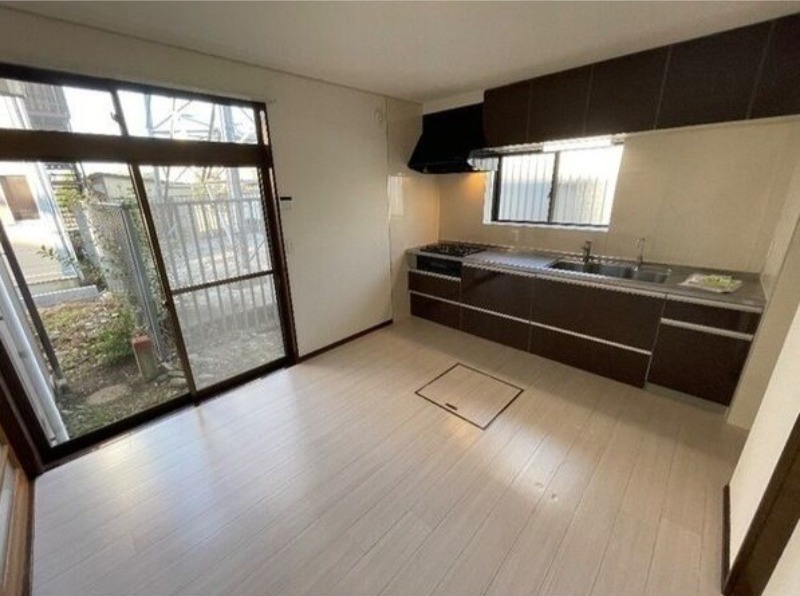 居室・リビング　図面と現状に相違がある場合には現状を優先