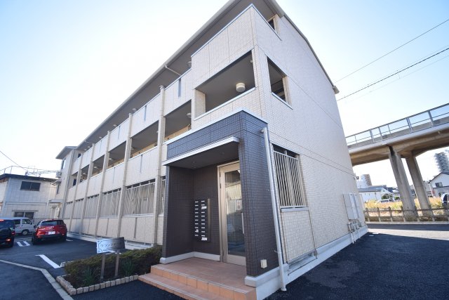 建物外観　グランディーオ