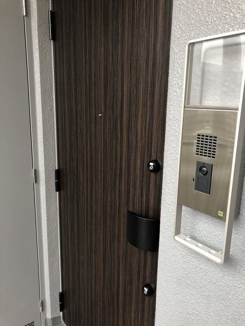 玄関　玄関（２０２２年２月撮影）
