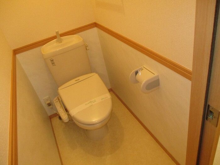 トイレ　トイレ