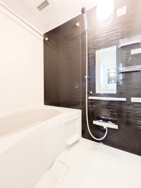 バス・シャワールーム　浴室