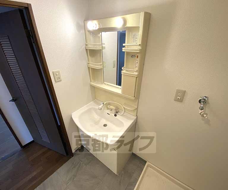 洗面設備　独立洗面台