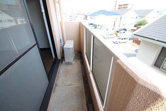 バルコニー　※他号室の写真です。