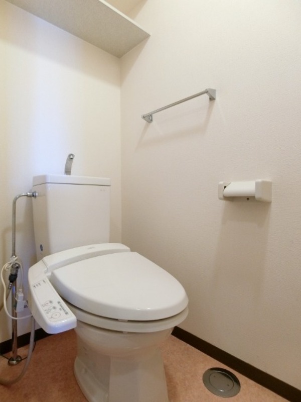 トイレ　図面と現状に相違がある場合には現状を優先