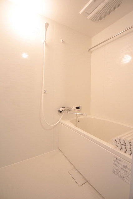 バス・シャワールーム　別室参考写真です。