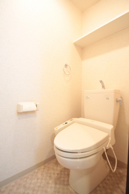 トイレ　別室参考写真です。