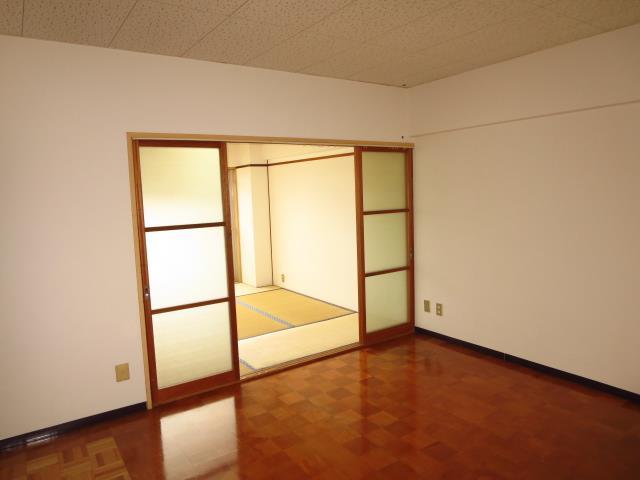 居室・リビング　リビング（ほかのお部屋の写真です）