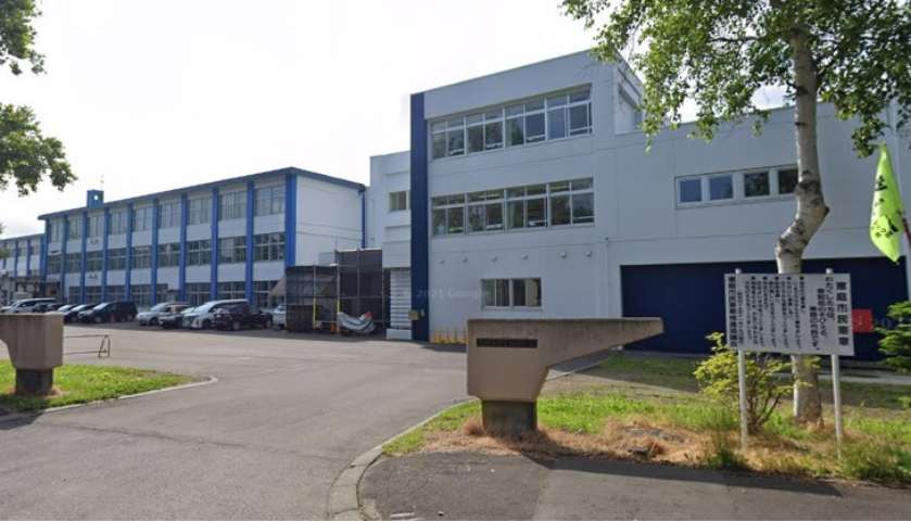 中学校　恵明中学校（中学校）まで699m