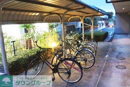 駐車場　駐輪場