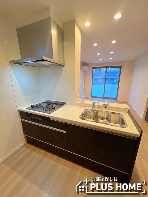 エントランス　安心してお住まい頂くうえで今では欠かせない設備ですね